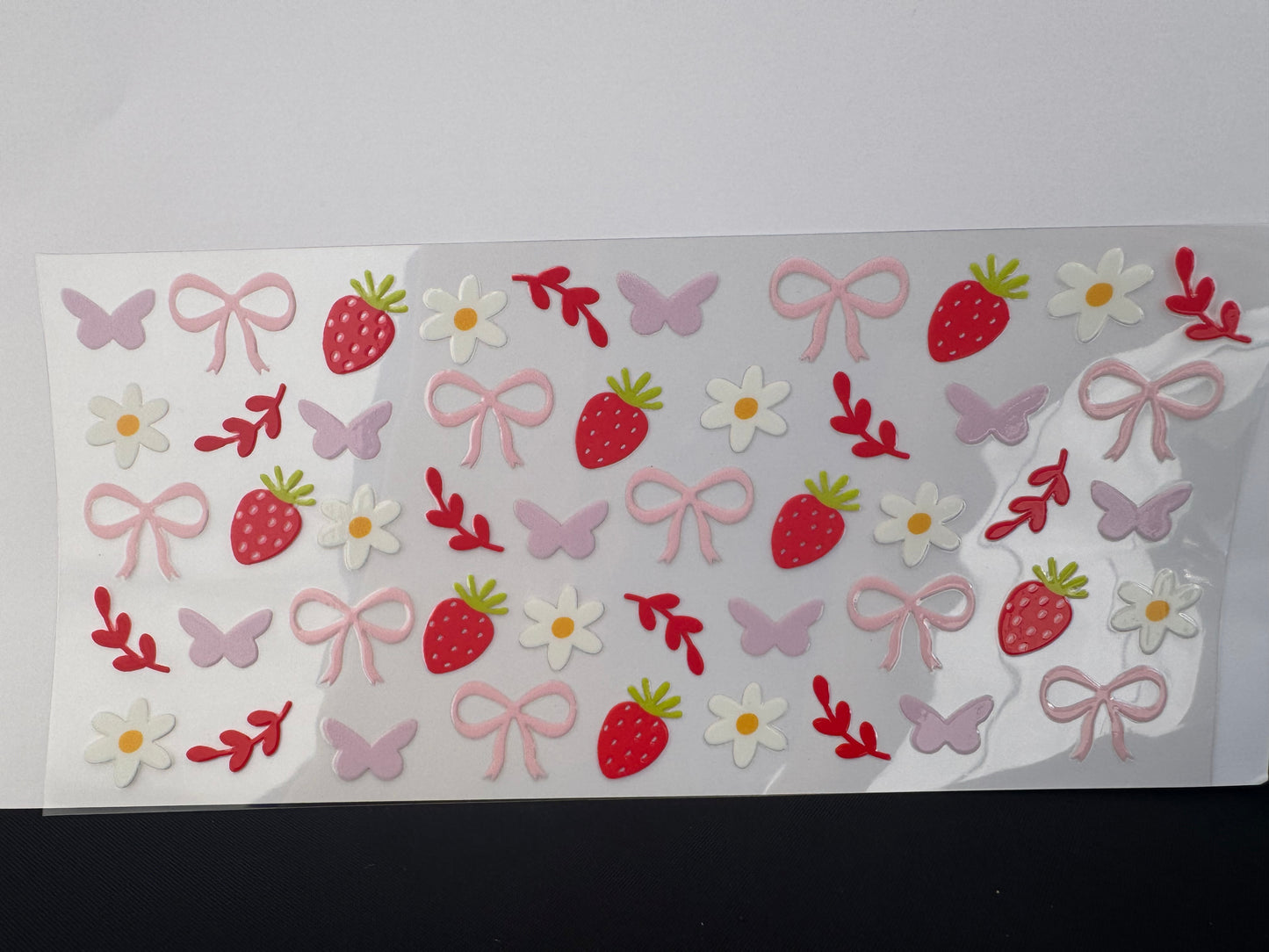 A70 Bows, Strawberries, Flowers